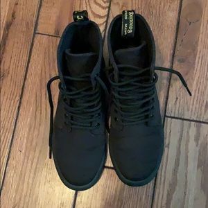 doc martens junior size 3